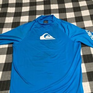 Quiksilver wet shirt size XXL blue